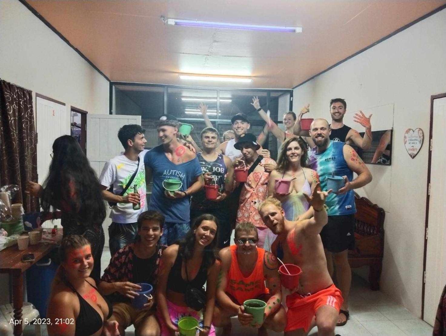 Seventeen Hostel Ko Pha Ngan Esterno foto